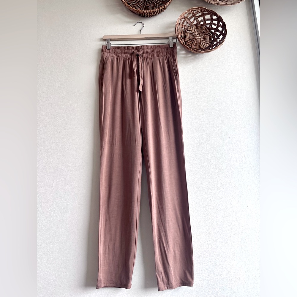 Paper label soft lounge pants